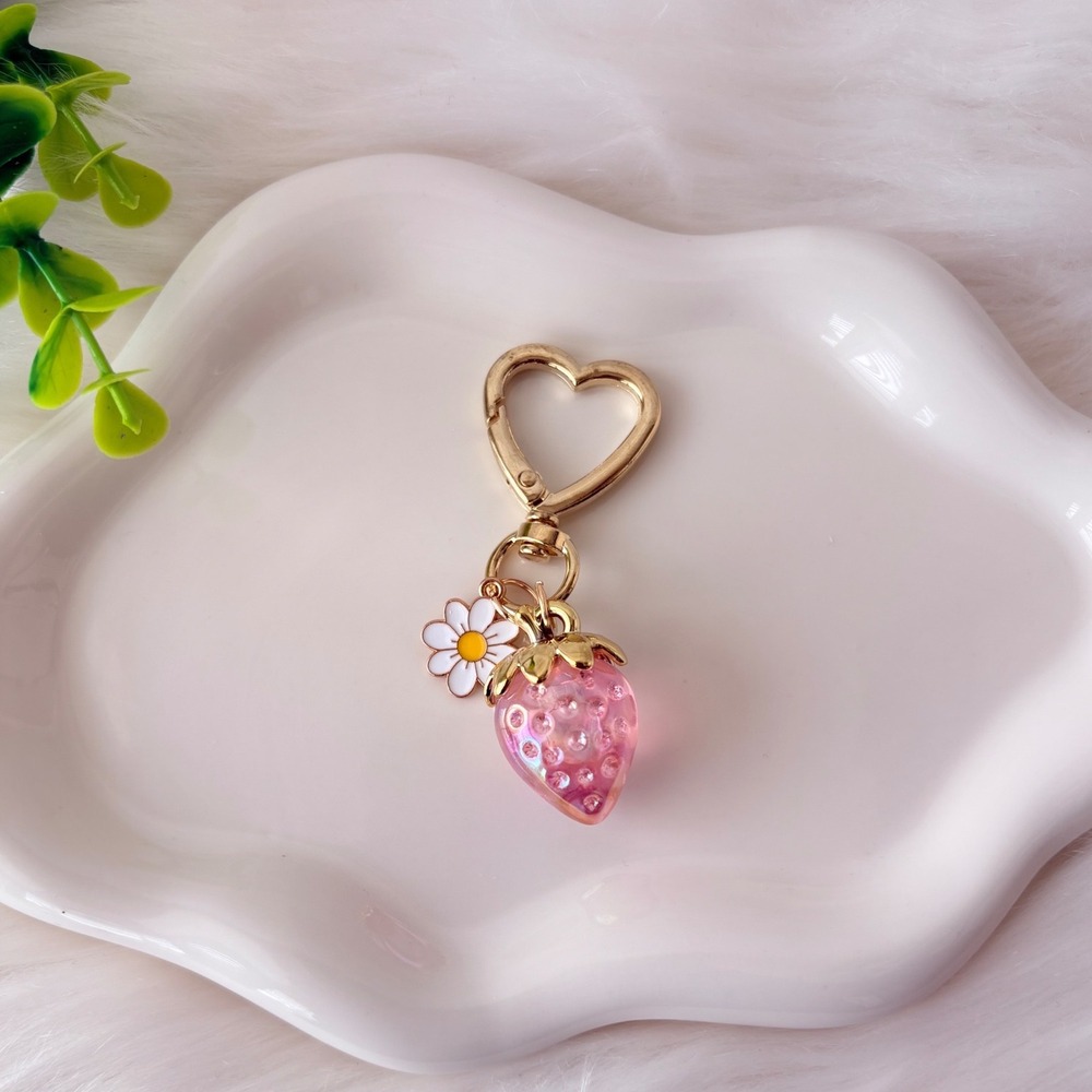 Iridescent Strawberry Keychain/ Bag Charm With Heart Clasp And‎ Daisy
